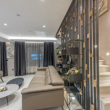Beautiful Horatia Villa *